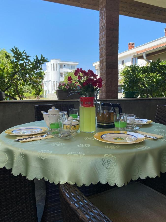 Apartments Toni Улцин Екстериор снимка