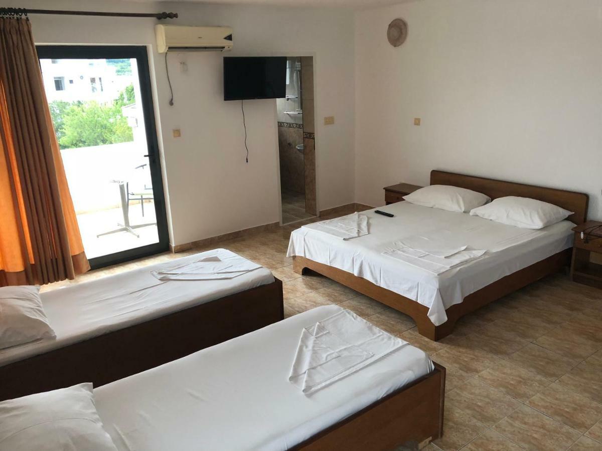 Apartments Toni Улцин Екстериор снимка