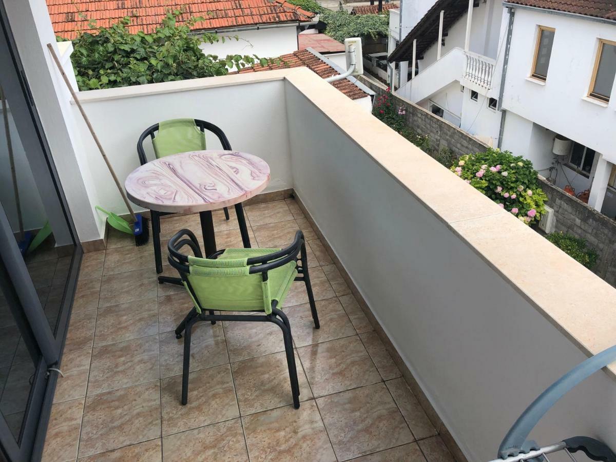 Apartments Toni Улцин Екстериор снимка