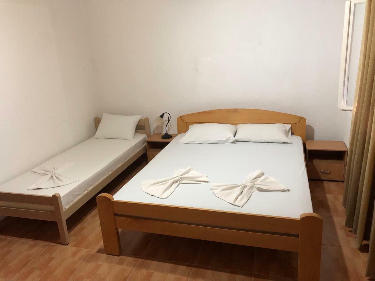 Apartments Toni Улцин Екстериор снимка